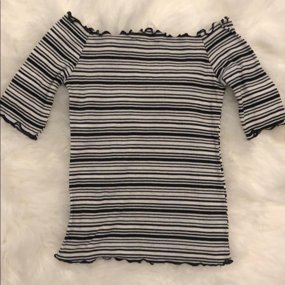 Striped Shoulder Tee